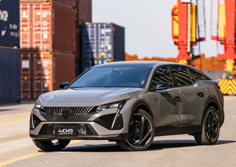 Peugeot 408 Legend Edition