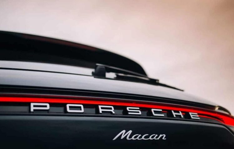 Nửa đầu năm 2025, Macan dẫn đầu doanh số toàn cầu của Porsche với gần 60% là xe thuần điện