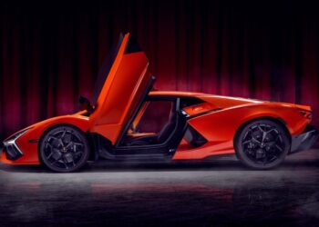 Lamborghini triệu hồi 27 chiếc Revuelto trên toàn cầu do lỗi cửa scissor, có thể rớt cửa khi mở