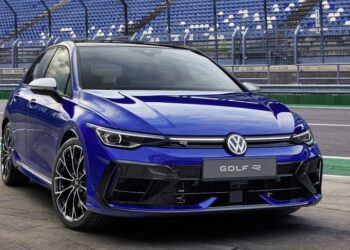 Volkswagen Golf chính thức nhận đặt hàng tại Việt Nam: Biểu tượng “hot hatch” Đức trở lại, giá từ 798 triệu đồng