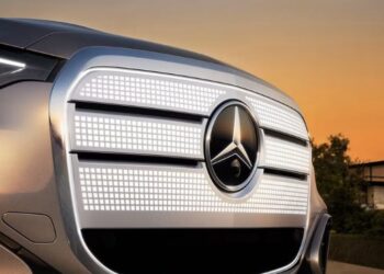 Lưới tản nhiệt Mercedes