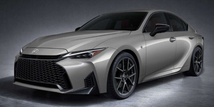 Lexus IS 2026