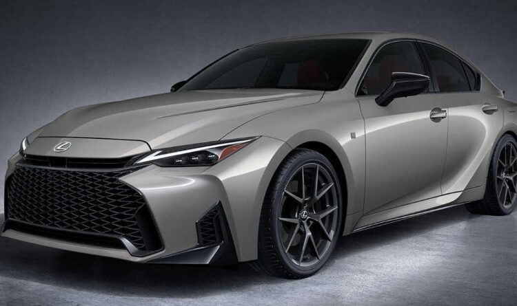 Lexus IS 2026