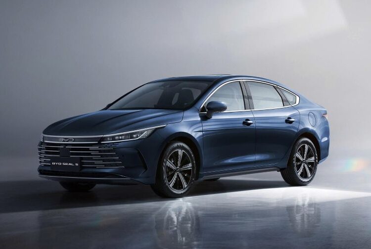 BYD hé lộ mẫu sedan SEAL 5 sắp ra mắt tại Việt Nam