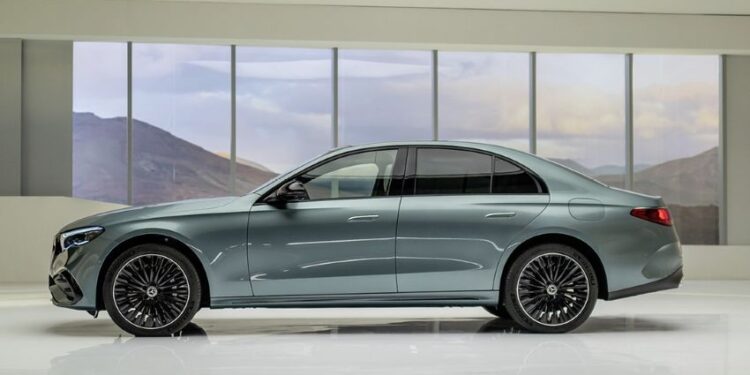 Mercedes-Benz E-Class mới