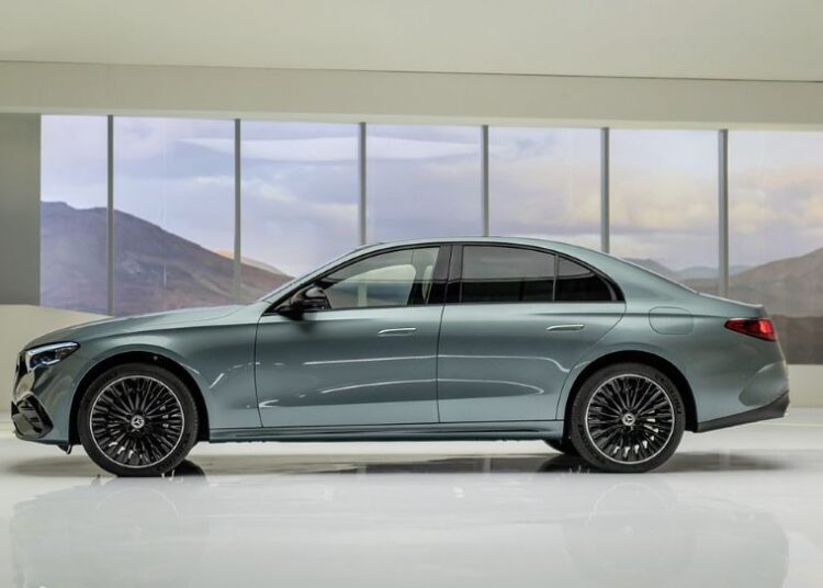 Mercedes-Benz E-Class mới