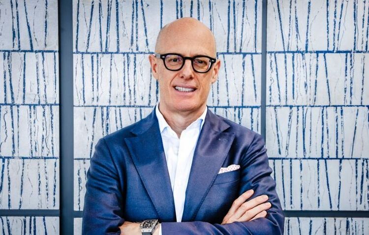 Cựu CEO McLaren trở thành Tổng giám đốc toàn cầu của Porsche