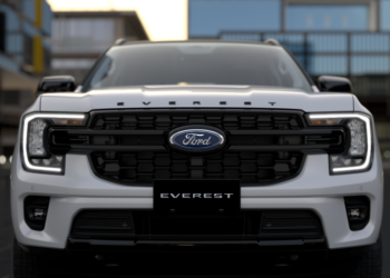 Ford Việt Nam tri ân khách hàng với quà tặng trị giá 6 tỷ đồng, ưu đãi 100% phí trước bạ
