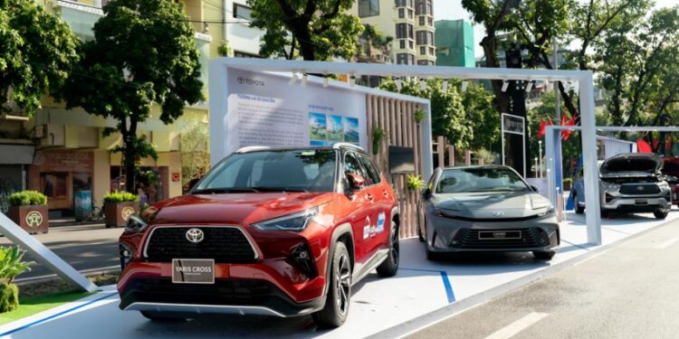 Tưng bừng lễ hội, Toyota tung loạt ưu đãi, giúp khách hàng tiết kiệm hơn 150 triệu đồng khi mua xe - 2