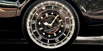 Chiếc Rolls-Royce Phantom được độ bộ mâm lấy cảm hứng từ Rolex của Novitec