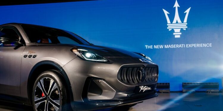 Cận cảnh Grecale Folgore, SUV thuần điện đầu tiên của Maserati tại Việt Nam