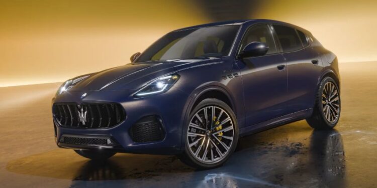 Maserati Grecale Lumina Blu