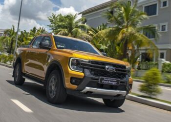 Ford tung khuyến mãi lớn cuối năm với hàng nghìn quà tặng giá trị