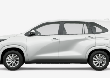 Toyota Innova Cross 2.0G phiên bản 2025, giá từ 730 triệu đồng