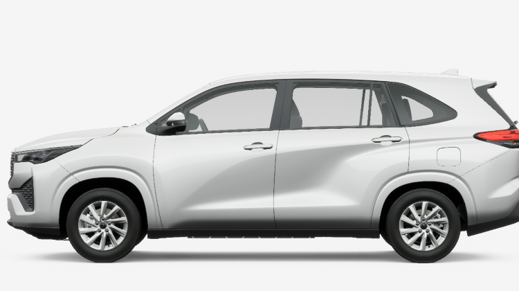 Toyota Innova Cross 2.0G phiên bản 2025, giá từ 730 triệu đồng