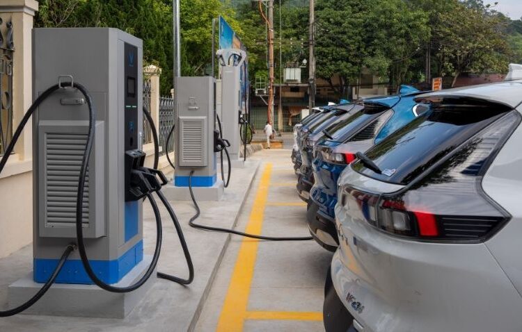 Miễn phí sạc VinFast