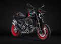 Ducati Monster 2026 Sport Livery ra mắt: Lần đầu trang bị cruise control