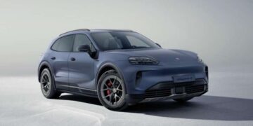 Porsche Cayenne S Electric ra mắt: Mạnh 657 mã lực, tăng tốc 0–100 km/h trong 3,8 giây