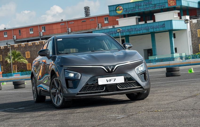 VinFast tháng 2/2026