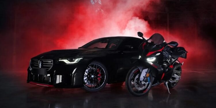 BMW M2 Coupe RR Edition ra mắt cùng bộ đôi superbike S 1000 RR và M 1000 RR