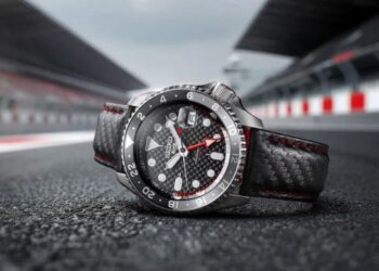Seiko ra mắt đồng hồ phiên bản giới hạn lấy cảm hứng từ giải đua Supercars