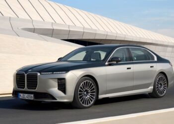 BMW 7-Series 2027 lộ diện với ngôn ngữ thiết kế Neue Klasse