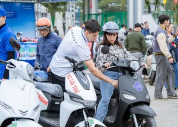 Giá xăng dầu biến động, VinFast xuất xưởng hơn 93.000 xe máy điện trong tháng 3/2026