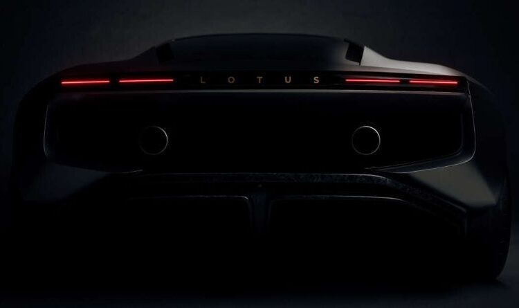 Lotus công bố chiến lược Focus 2030: duy trì xe xăng, đẩy mạnh hybrid