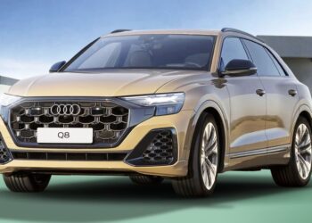 Audi Q8 giảm giá đến 300 triệu đồng