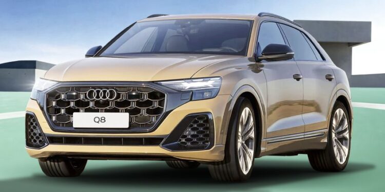 Audi Q8 giảm giá đến 300 triệu đồng