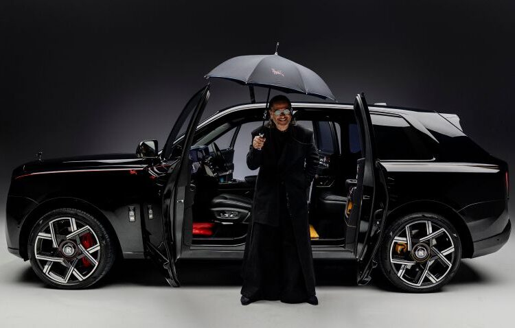 Rolls-Royce Black Badge Cullinan by Cyril Kongo: Tuyệt tác từ Nghệ sĩ graffiti tài ba gốc Việt