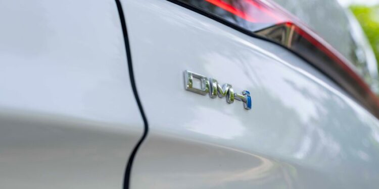 BYD xác nhận các mẫu xe trang bị công nghệ DM-i Super Hybrid tương thích xăng E10 tại Việt Nam
