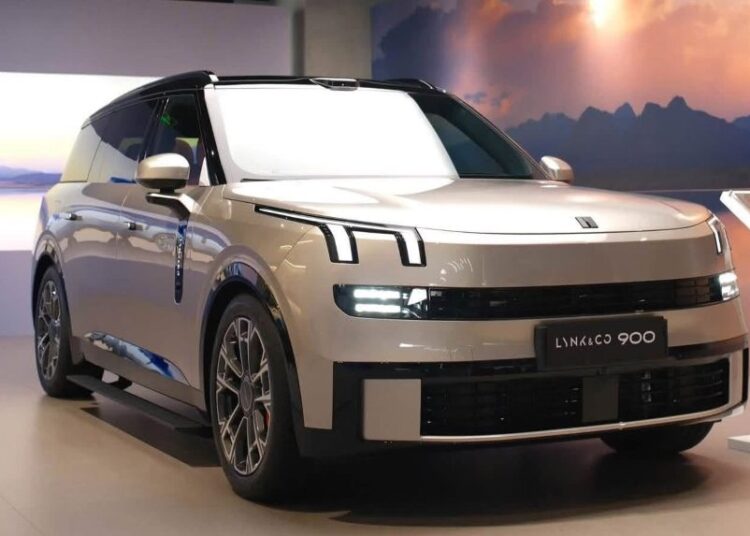 Lynk & Co 900 ra mắt Việt Nam: Flagship SUV plug-in hybrid 6 chỗ, giá 3,069 tỷ đồng