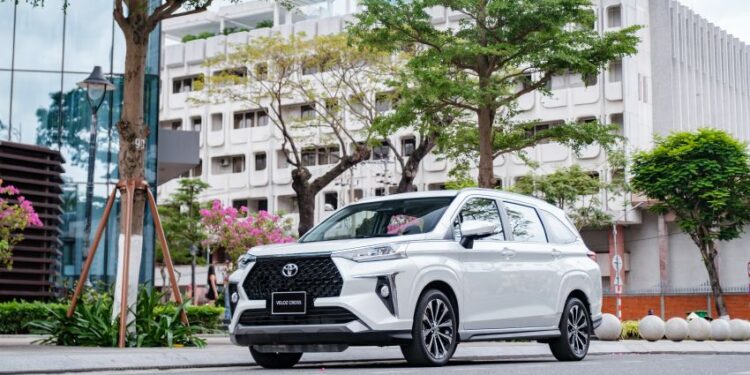 Veloz Cross: Không nổi bật nhất, nhưng là chiếc xe phù hợp người tính đường dài