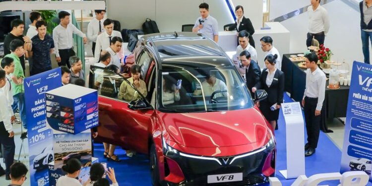 VinFast VF 8 mới