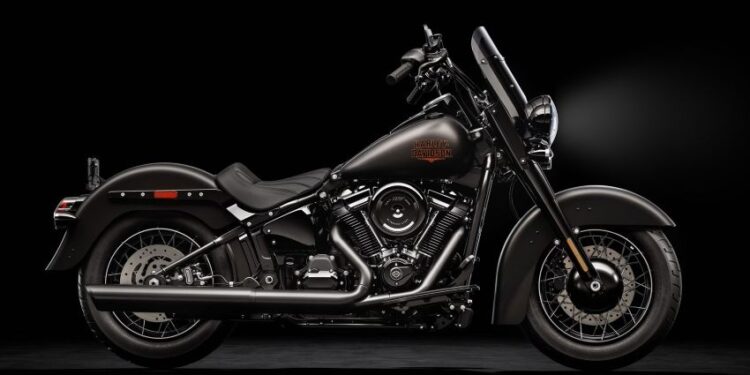 Harley-Davidson Deadwood 2026 sắp ra mắt: Chiếc cruiser bobber động cơ V-Twin 1.923cc