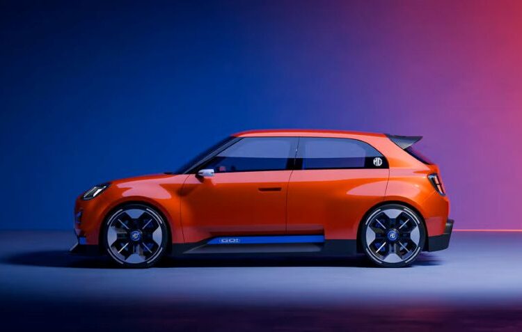 MG trình làng mẫu xe concept hatchback điện GO!