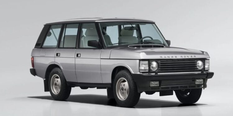 Land Rover tái sinh Range Rover Classic 1993 theo phong cách SV Ultra đương đại