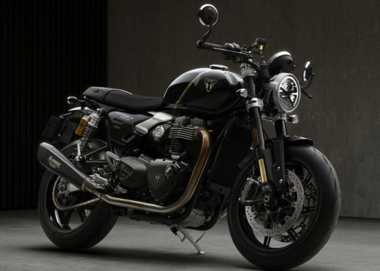 Triumph Speed Twin 1200 TFC 2027 sở hữu hàng loạt trang bị cao cấp, chỉ có 750 chiếc