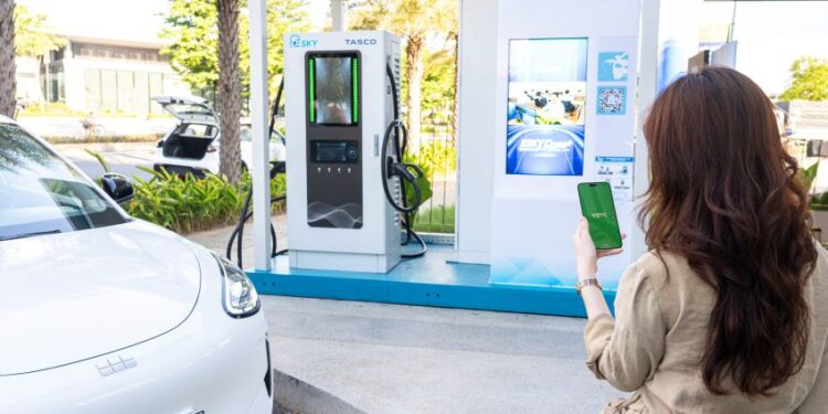 VETC kết nối hơn 350 trụ sạc xe điện trên toàn quốc