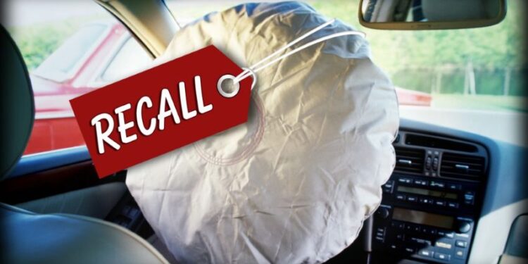 Triệu hồi túi Takata