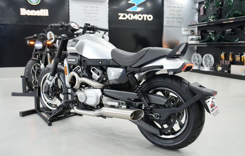 Hyosung GV350X