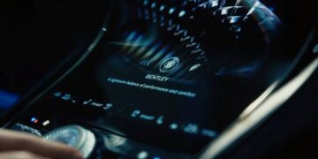 Bentley Torcal trang bị hệ thống Curation Engine có chế độ chọn tâm trạng cho khoang cabin