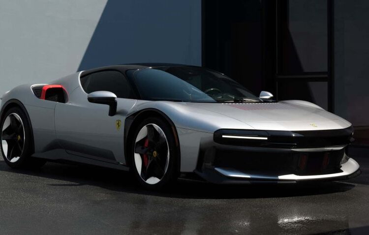 Ferrari CZ26 độc bản: Chiếc SF90 Stradale khoác diện mạo hoài cổ thập niên 70