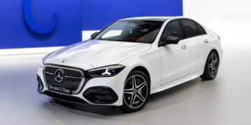 Mercedes-Benz C-Class 2027: Nâng cấp ngoại hình như S-Class, trợ lý AI thông minh hơn