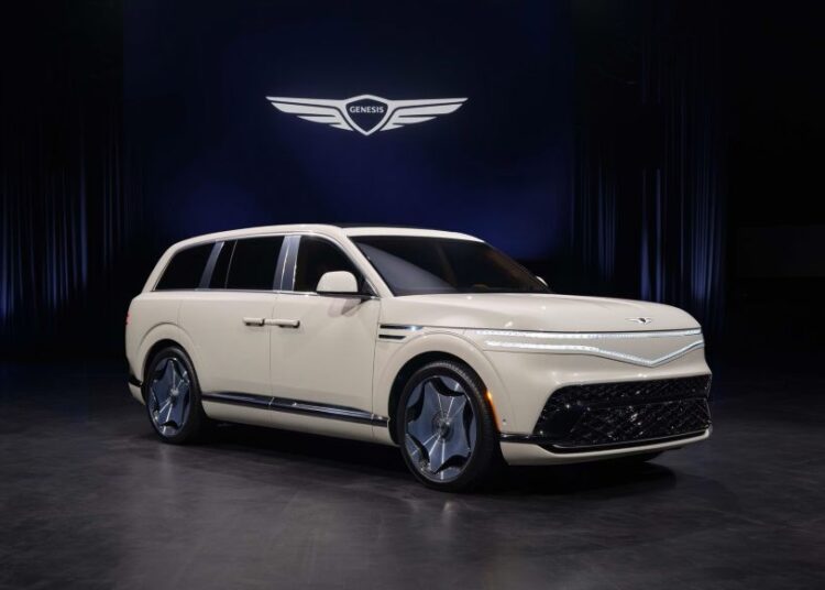 Genesis GV90: SUV điện cỡ lớn 657 mã lực, cửa mở kiểu Rolls-Royce