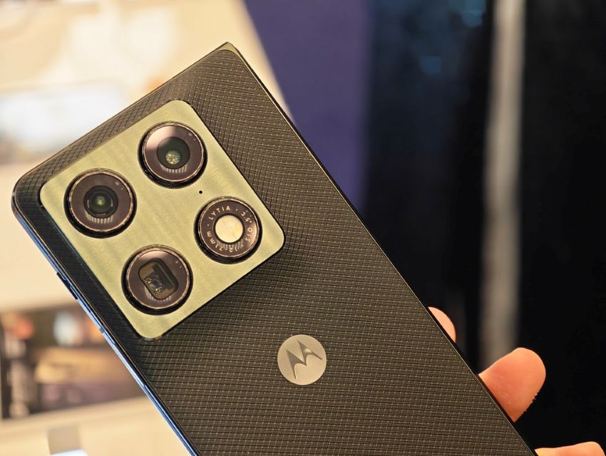Motorola razr fold 