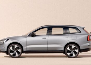 Volvo EX90