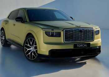 Torcal: SUV điện đầu tiên của Bentley trình làng, mạnh 876 mã lực