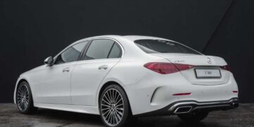 Triệu hồi Mercedes C-Class